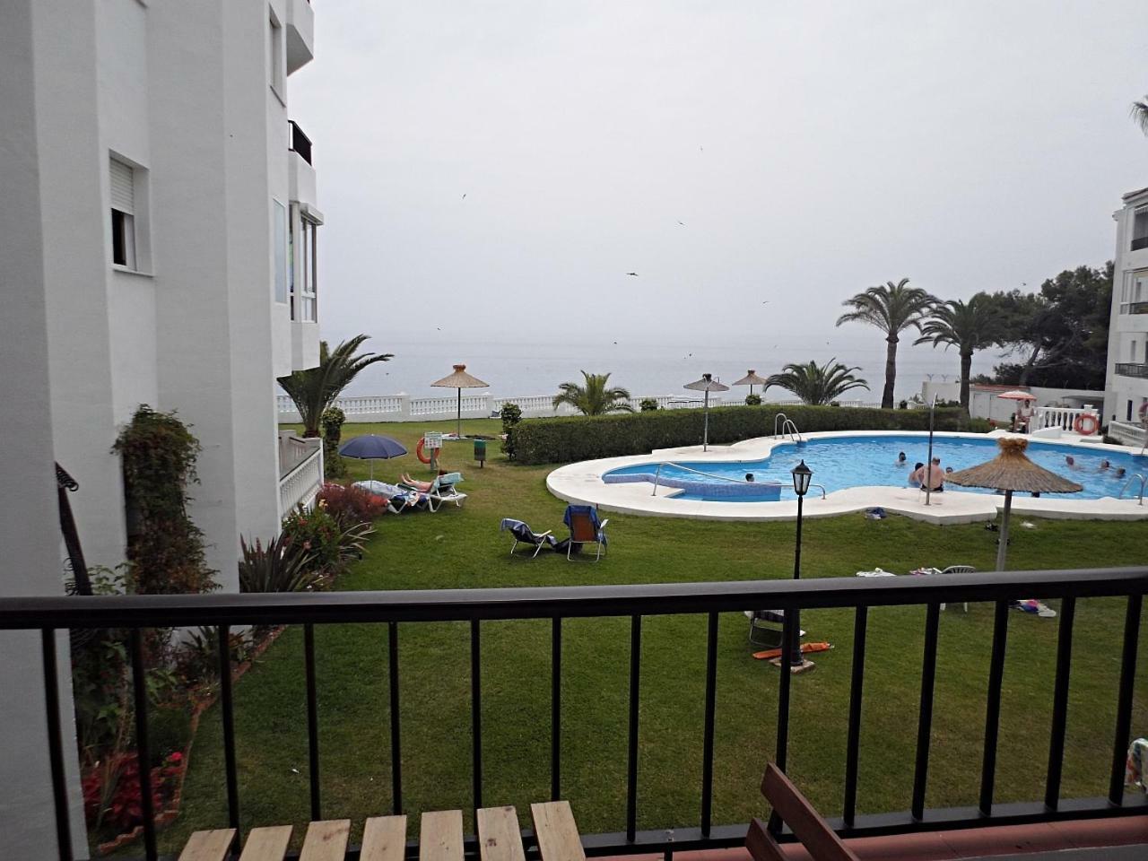 Palmeras 55 Menyber Leilighet Nerja Eksteriør bilde